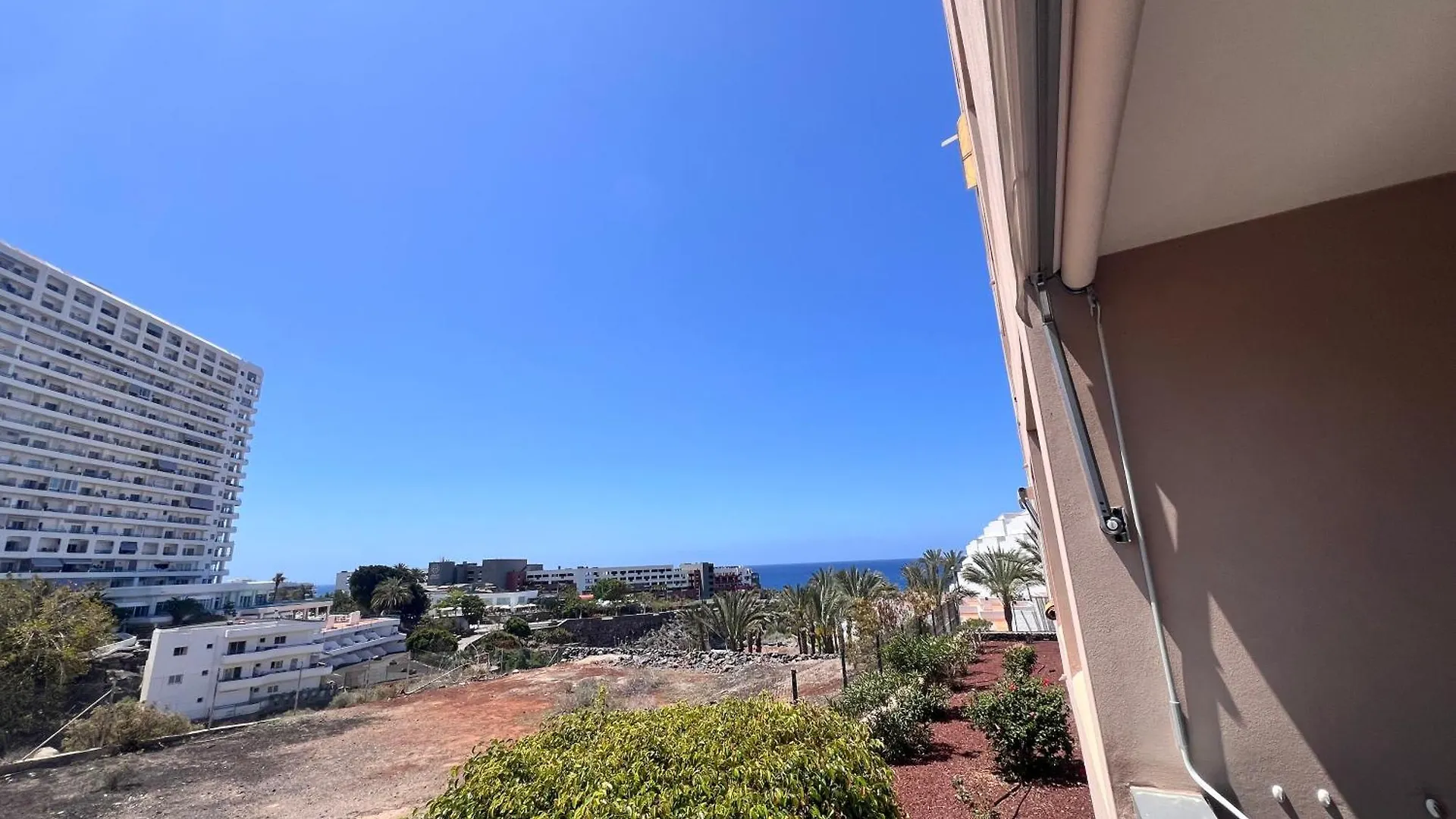 Paradise Sunset 100 Hardrock Apartment Адехе