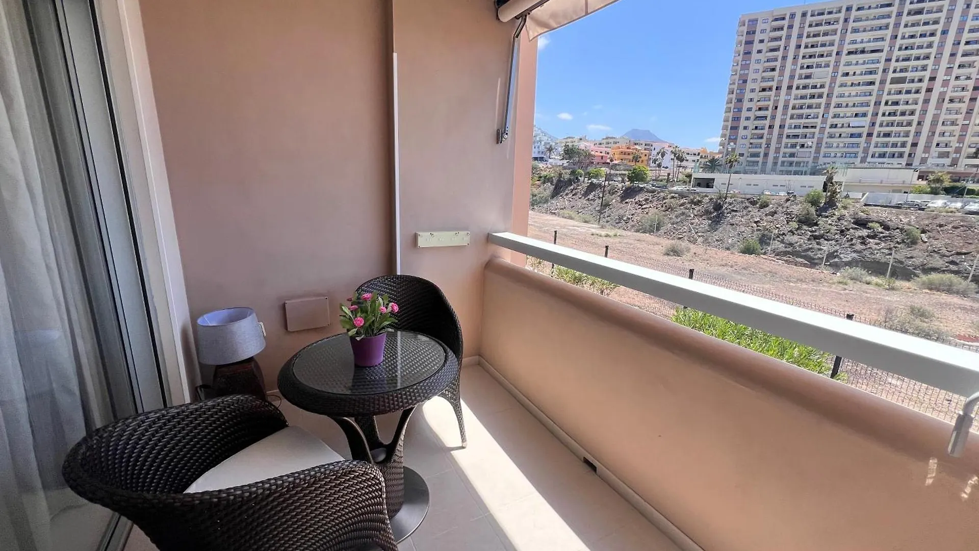 Paradise Sunset 100 Hardrock Apartment 아데제